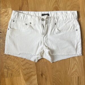 VENUS Classic White Jean Shorts